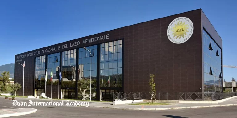 دانشگاه کاسینو لاتزیو جنوبی | رشته ها - سایت - ددلاین آزمون