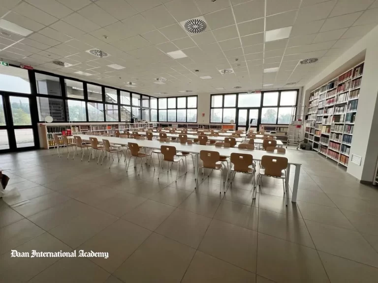 دانشگاه کاسینو و لاتزیو جنوبی (Unicas)